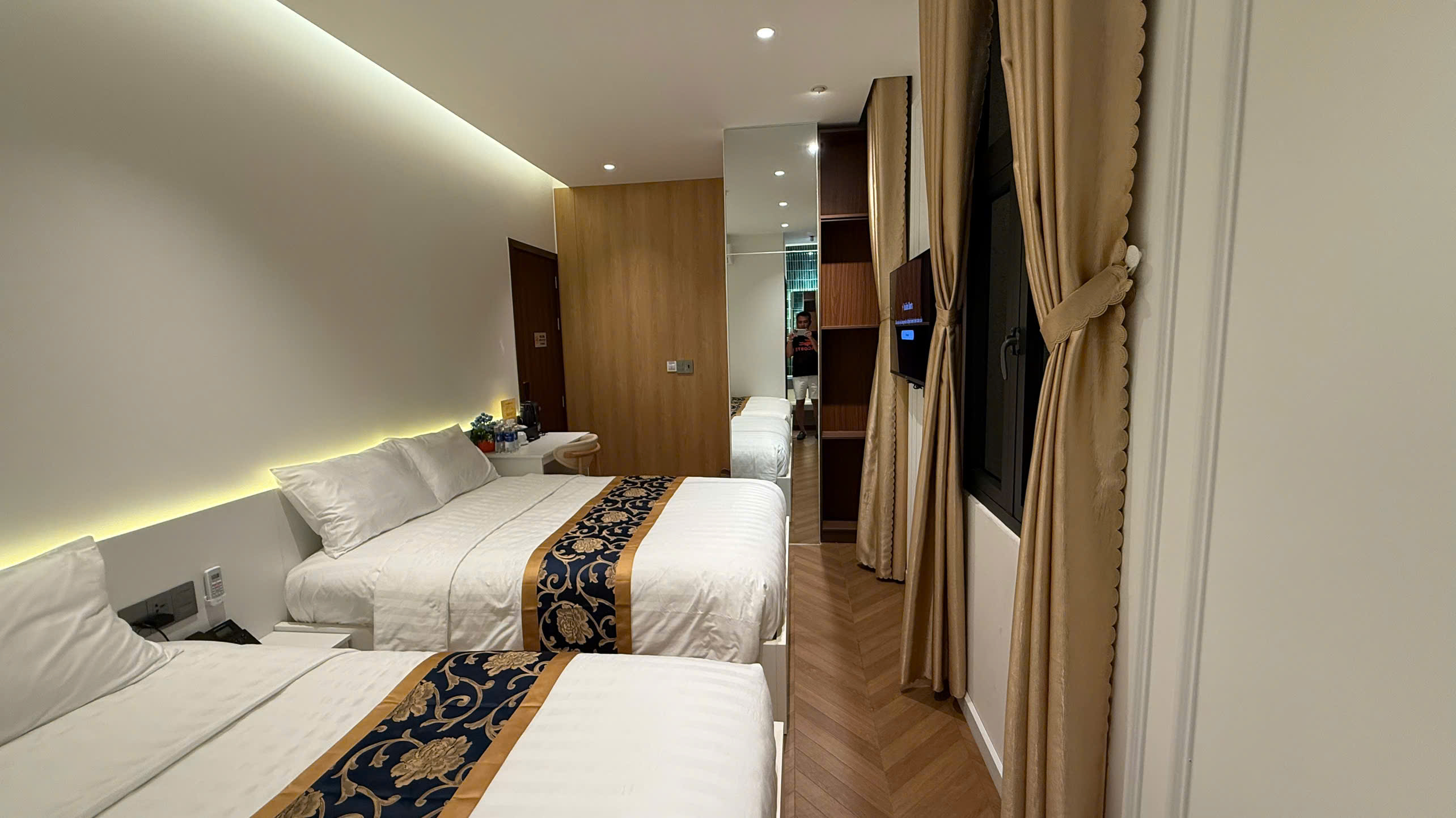 Phòng đôi 2 giường